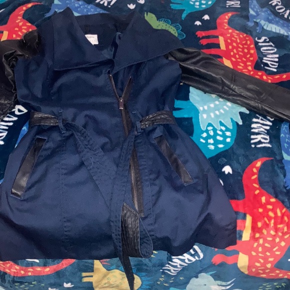 Vera moda sz medium blue worn couple time faux leather - Picture 2 of 8